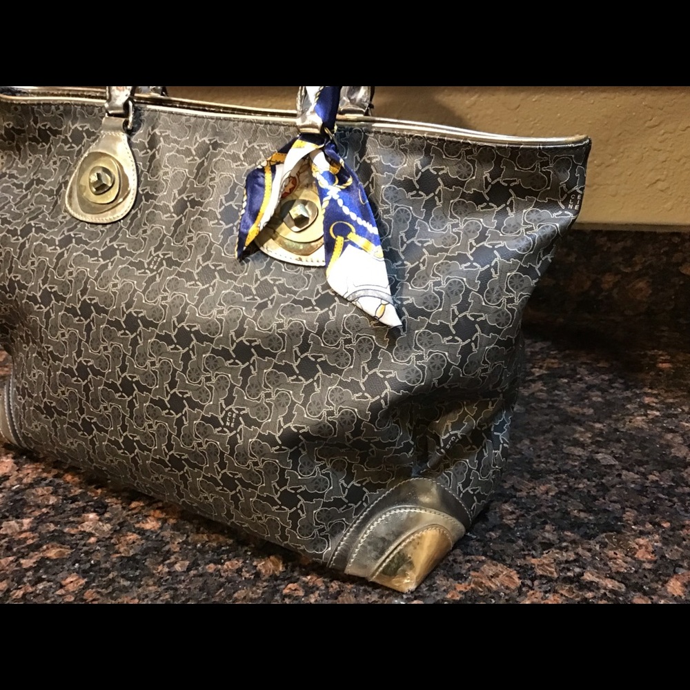 Celine Bags - Picture 3 of 16